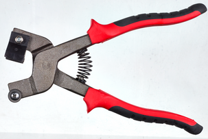 Kakelskärare och knäckare