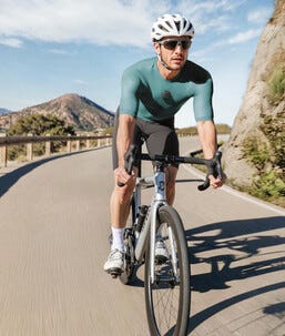 Insta360 GO Ultra actionkamera 4K Arctic White