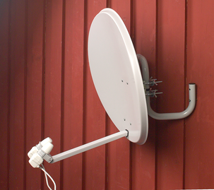 Parabolantenn med 2 st. universal-LNB:er