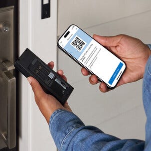 Ring Plus trådlös dörrklocka med kamera och video
