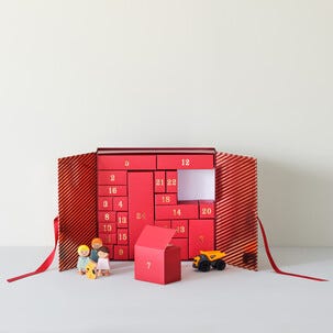 Tom adventskalender att fylla själv, röd