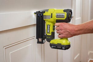 Ryobi R18GN18-0 Viimeistelynaulain 18 V One+