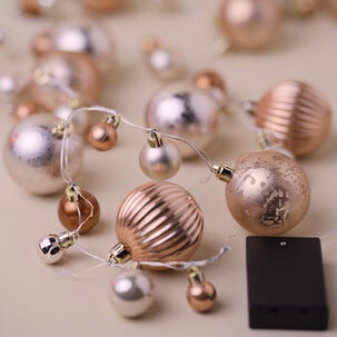 Girlang med julkulor och LED-belysning inomhus, 3 m