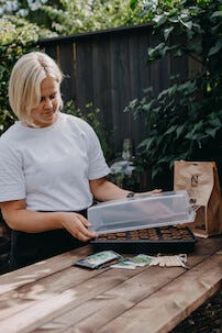 Nelson Garden pluggbrett med lokk 38 x 24 cm