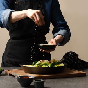 Hiiliteräspannu, 28 cm