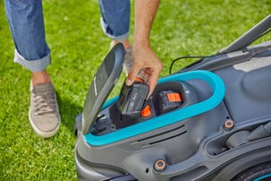 Gardena PowerMax Duo 46, 36 V gräsklippare med batteri
