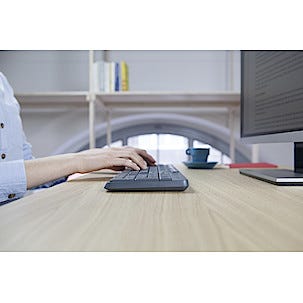 Trådlöst tangentbord och mus, Logitech MK235