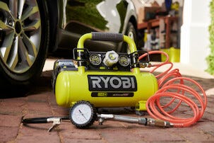 Ryobi R18AC-O batteridriven kompressor, 8,3 bar