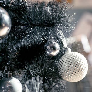 Joulukuusi musta, 180 cm