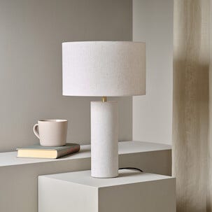 Northlight Edvin bordslampa med linneskärm, 40,5 cm
