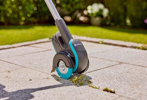 Gardena EasyWeed plattrensare, batteridriven
