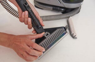 Ryobi Swift Clean møbel- og tepperenser 18 V, med batteri
