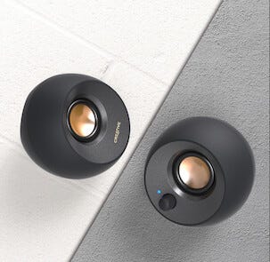 Creative Pebble V2 datorhögtalare med bas, USB-C