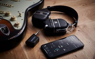 Boss Waza-Air trådlöst over-ear gitarrförstärkarsystem