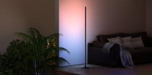 Deltaco Smart Home gulvlampe RGBIC 18 W, dimbar, wifi
