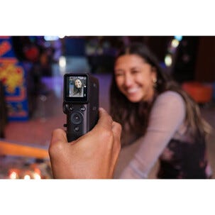 Instax Mini Evo Cinema Kamera videolla