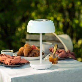 Northlight Pöytävalaisin USB-C, aurinkokenno, valkoinen