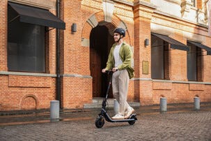 Segway Ninebot E2 E II elsparkcykel 20 km/h, svart