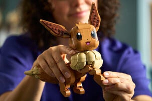 LEGO Pokémon Eevee 72151, fra 18 år