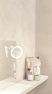 Sminkespeil med sugekopp