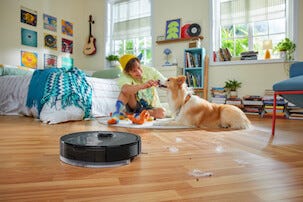 Roborock Q5 Pro+ Moppaava robotti-imuri, musta