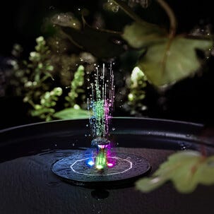 Fontene med solcelle og RGB-belysning, hage, 16 cm