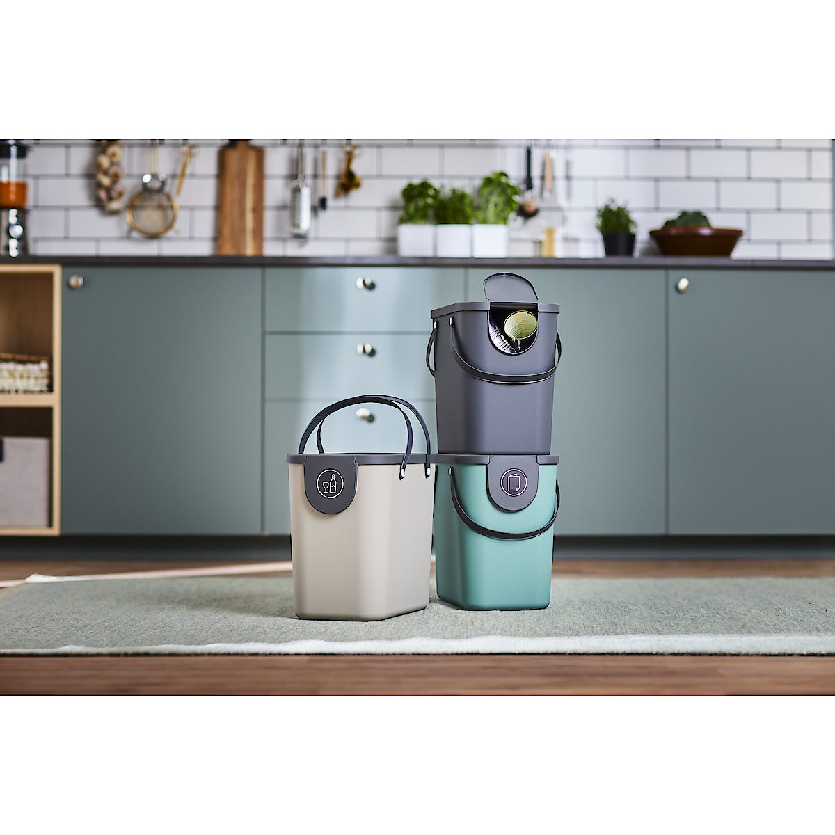 Avfallsbøtte for kildesortering 25 l | Clas Ohlson Kildesorteringssett til avfall, med uttrekk | Clas Ohlson
