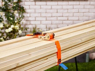 Avattava kuormaliina