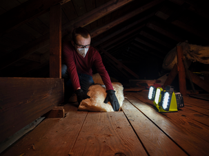 Ryobi arbeidslampe 3000 lm RLP18-0 One+, batteridrevet