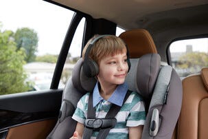 Belkin Soundform Mini trådlösa hörlurar för barn, USB-C