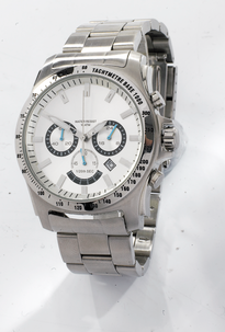 Armbandsklocka kronograf