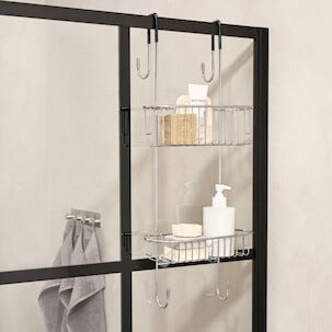 Hengende dusjhylle med kroker