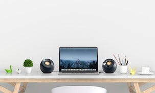 Creative Pebble V2 datorhögtalare med bas, USB-C