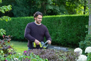 Ryobi häcksax RY18HT45A-120 One+ 18 V, inkl batteri