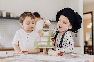 Micki lekekake i tre, fra 3 år