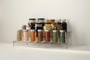 Hylla i 3 plan, plast, expanderbar 30,5-57,5 cm