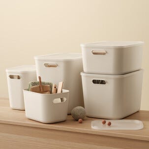 Severity Säilytyslaatikko muovia valkoinen kanneton