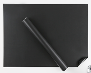 Itsekiinnittyvä liitutaulu