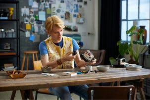 LEGO Icons Polaroid OneStep SX-70 21345, 18+