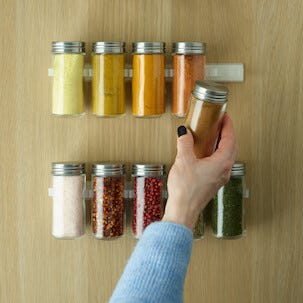 Krydderholder til skuff, selvheftende, rommer 20 glass