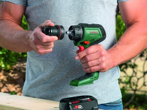 Bosch AdvancedDrill 18V-80 drill med QuickSnap