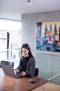 Brennenstuhl Estilo grenuttak, 2 USB, 1 europlugg