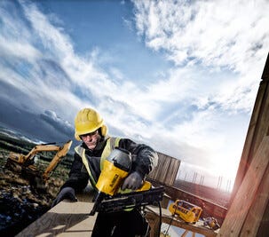 Spikpistol Dewalt DPN9033