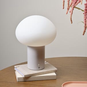 Northlight Svante laddningsbar bordslampa USB-C