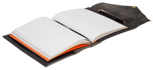 Limited Edition Notatbok med skinnomslag og penn 