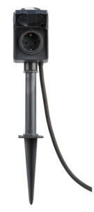 Jatkojohto, jossa hämäräkytkin IP44