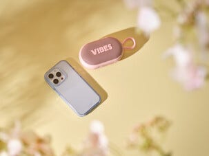 Holdit Seethru Case iPhone 14 Pro Suojakuori