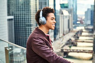 Trådlösa over ear-hörlurar, JBL Everest 710GA