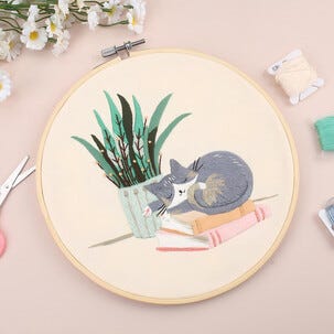 Hobbysett med broderi av sovende katt, for nybegynnere, fra 12 år