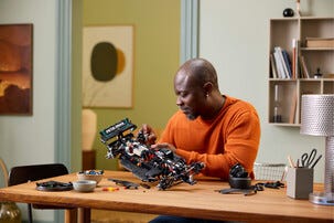 LEGO Technic Mercedes-AMG F1 W14 E Performance 42171, 18+